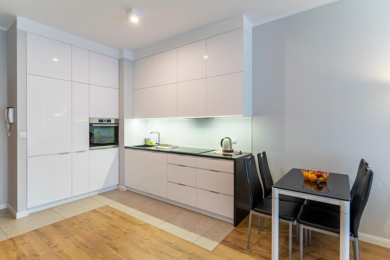 First -- Green Zoliborz Apartment 4 바르샤바 외부 사진